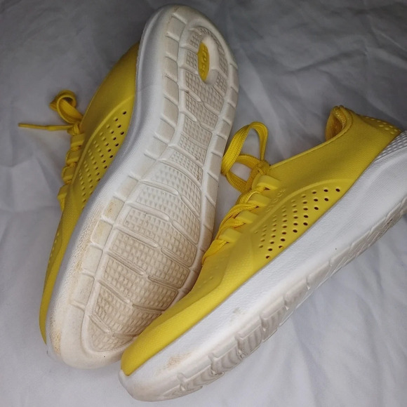 CROCS Kids Yellow Shoes - Picture 4 of 13